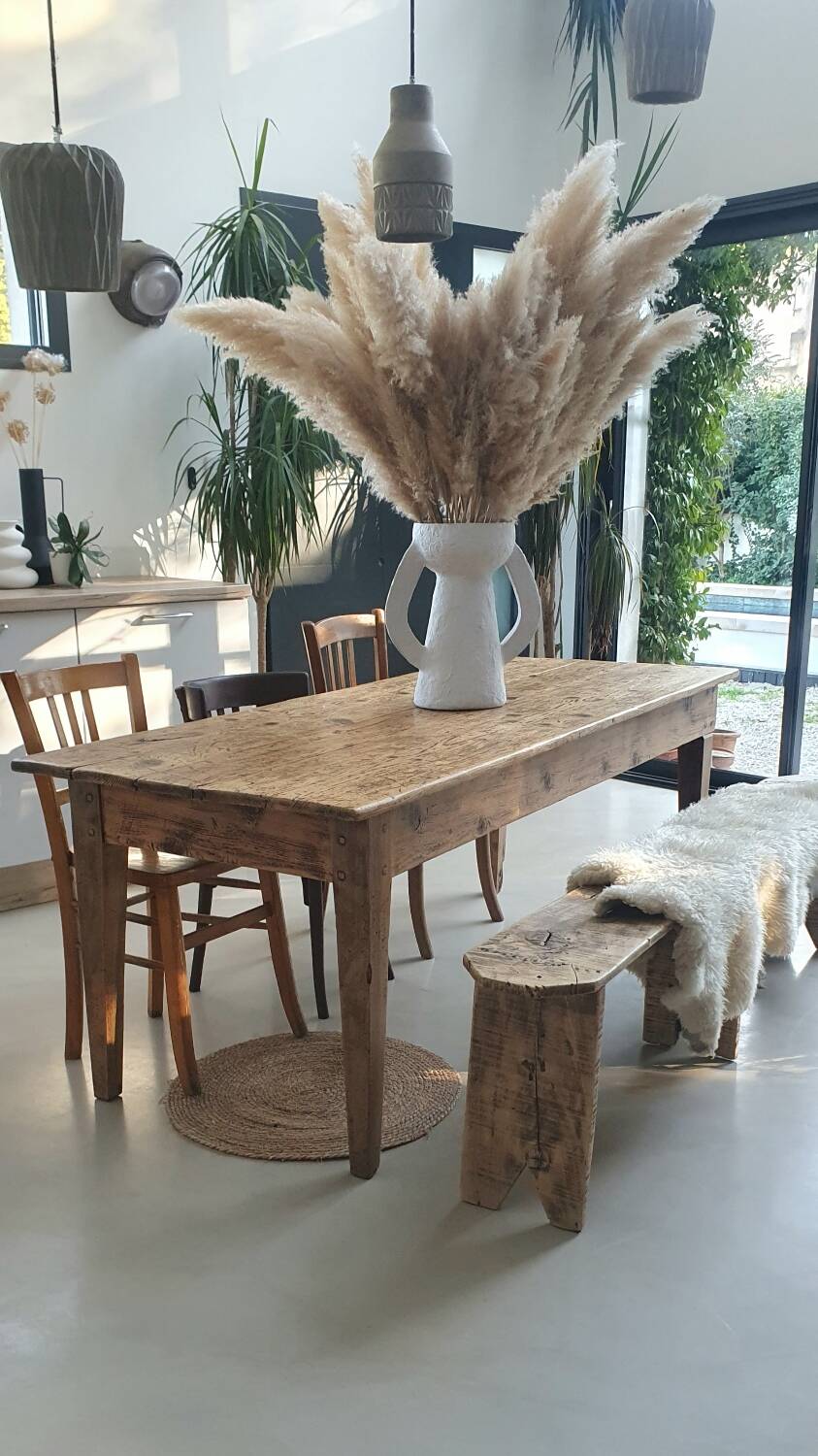 Farmhouse table