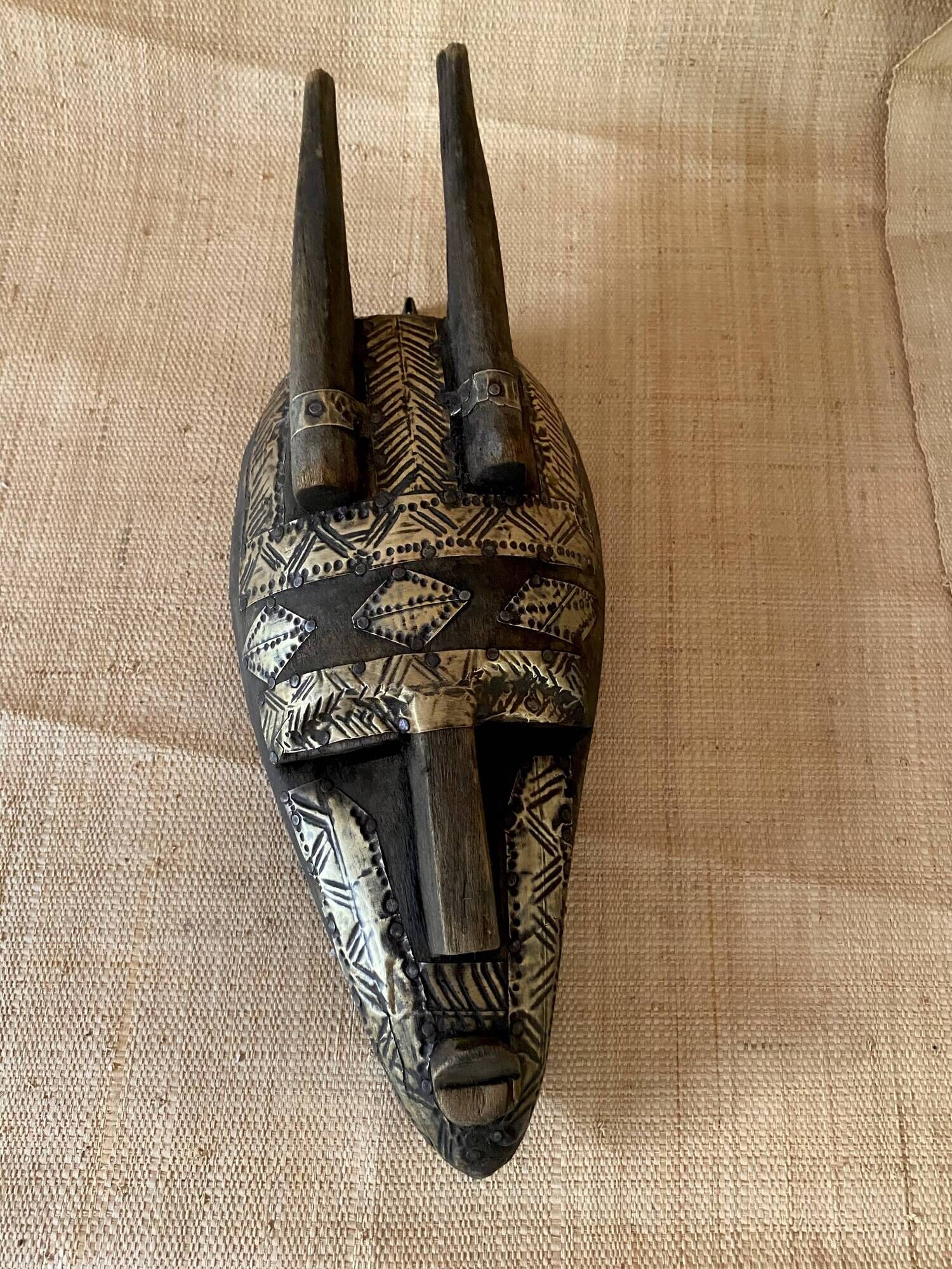 Masque MARKA  bois et placage laiton