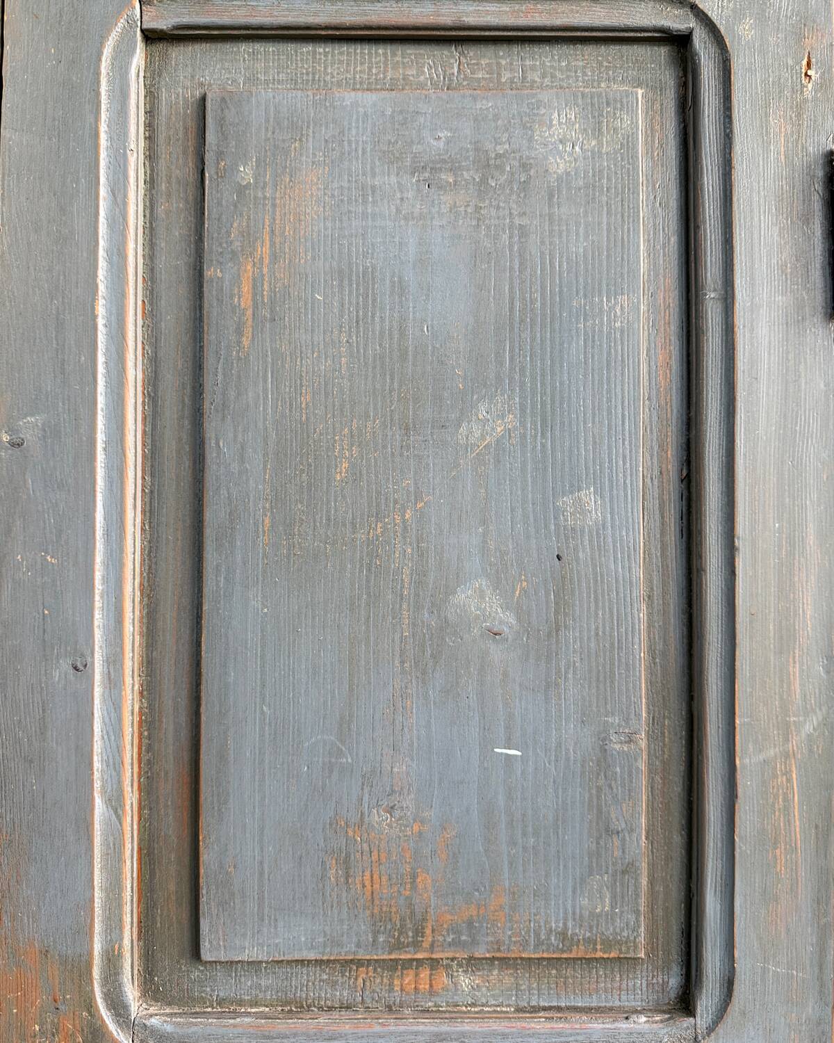 Old three-door workshop cabinet (renovated)