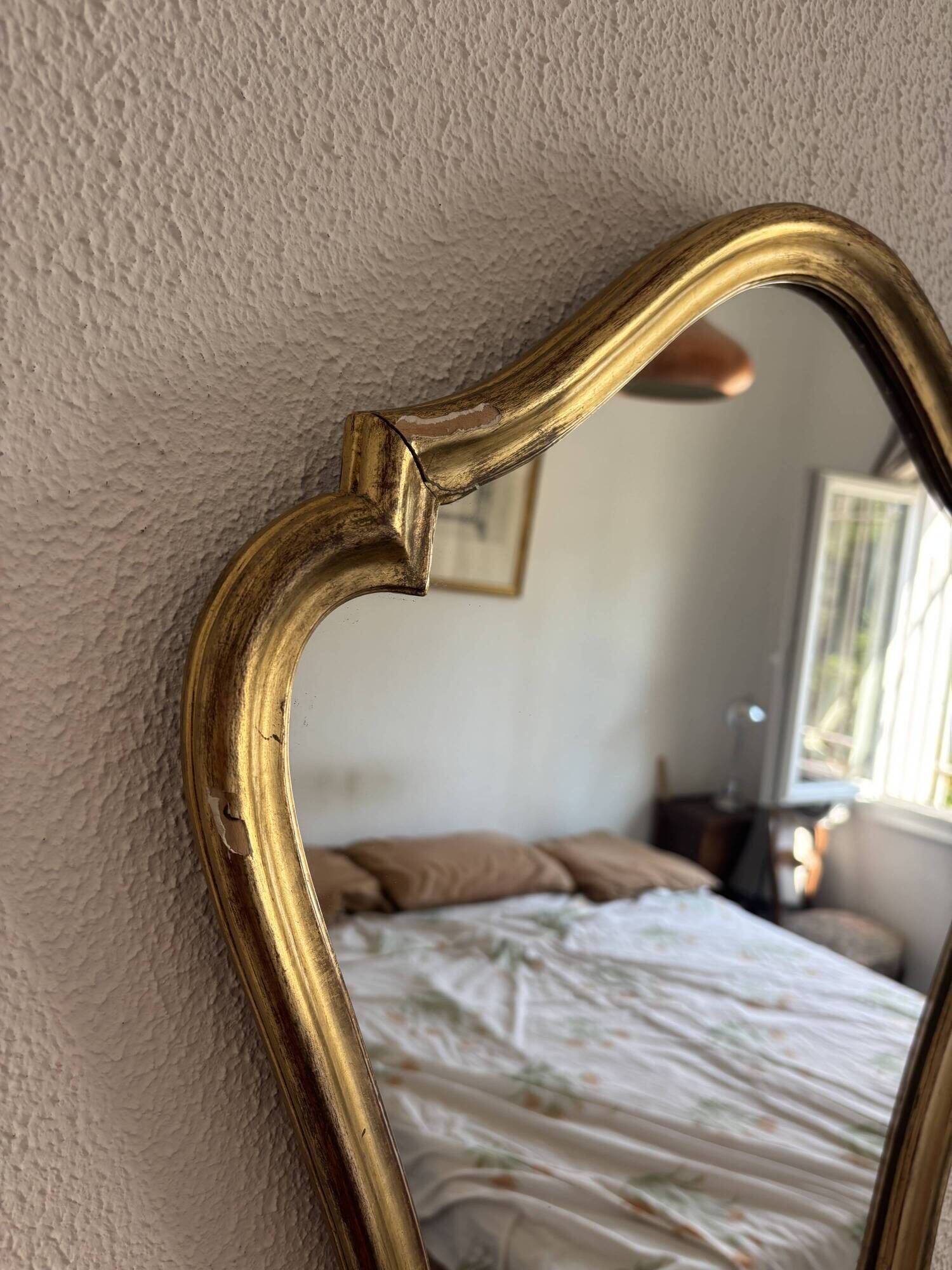 Vintage mirror 1960s Belgian rocaille style gilded wood - 61 x 49 cm