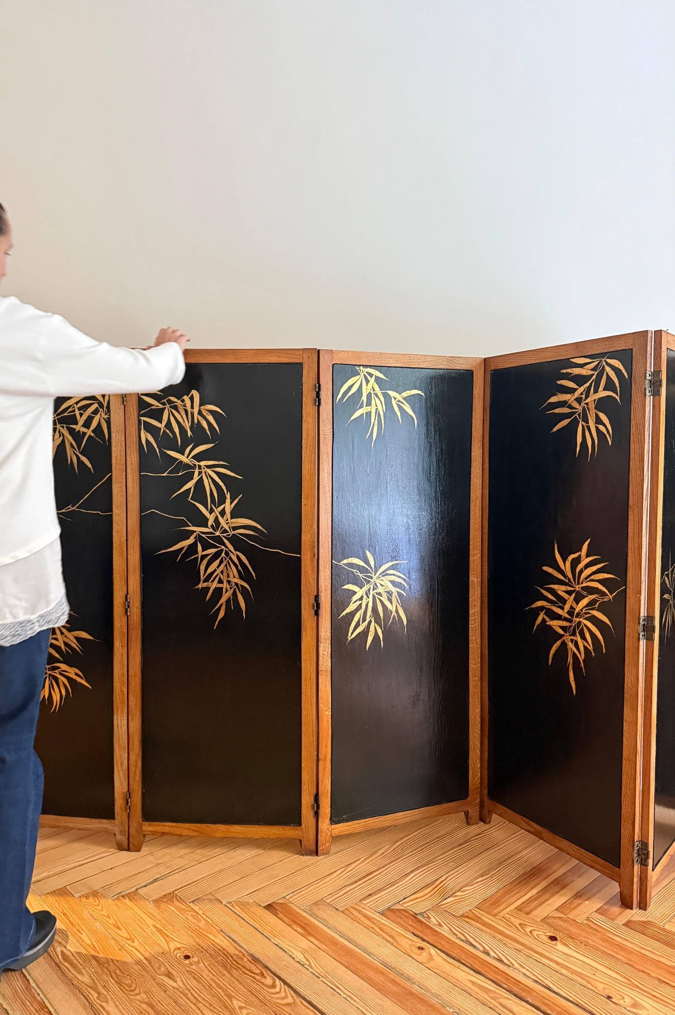 Pair of Italian screens