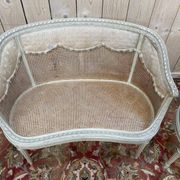 Salon de style Louis XVI en cannage 1900