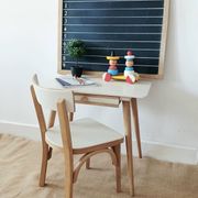 Bureau et chaise enfant baumann