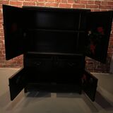 Armoire avec motifs style asiatique