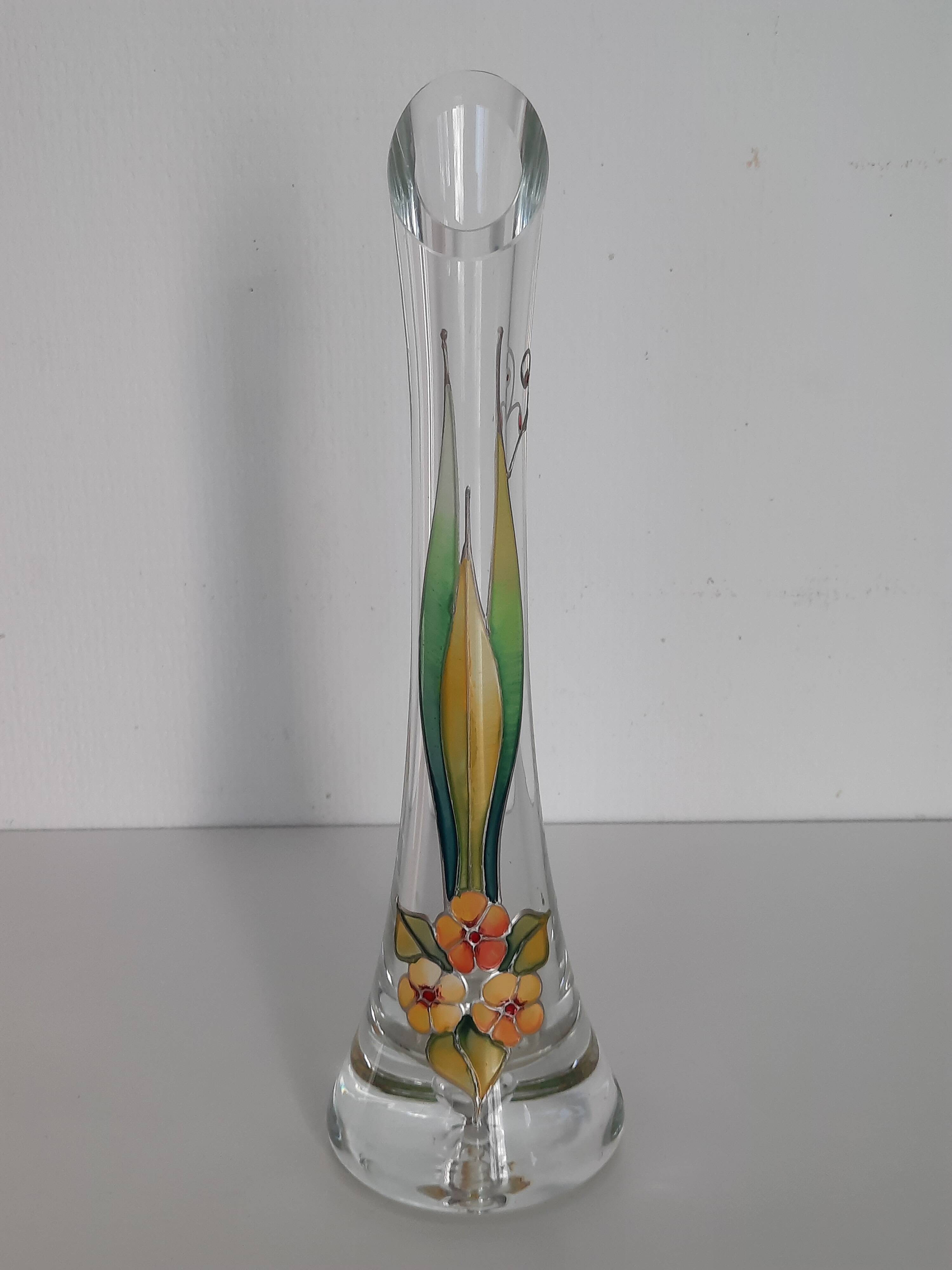 Contemporary single-flower vase
