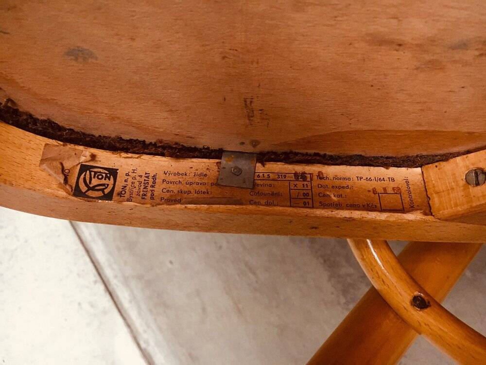 Mid-Century Modern Dining Chairs from Ton, Czechoslovakia, 1968, Set of 4