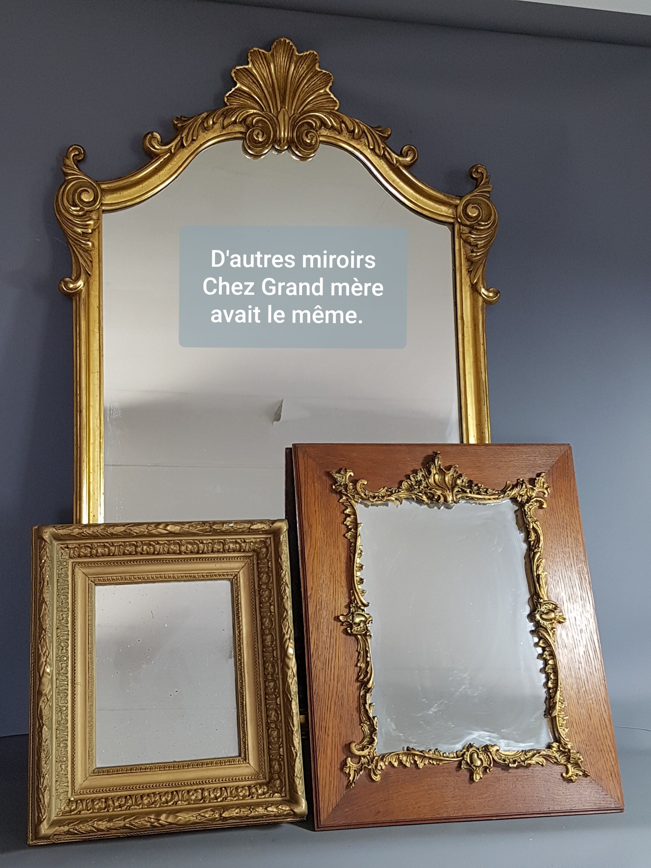 Italian mirror, key frame, vintage 50, engraved wood - gilded 39x32 cm SB