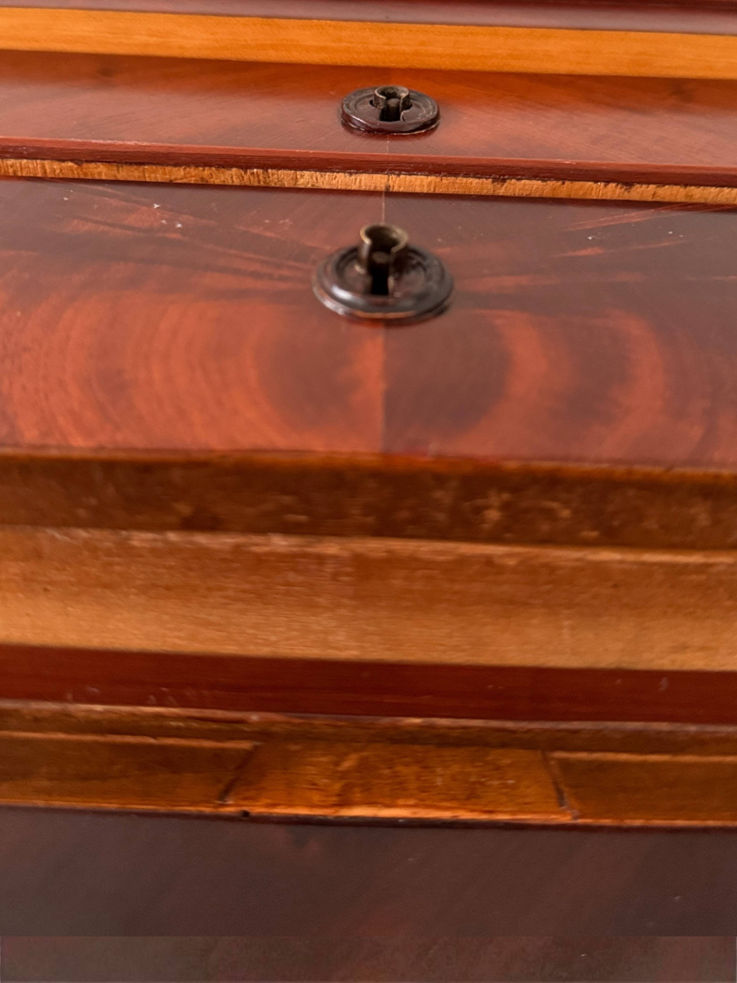 Louis-Philippe 19th century mahogany dressing table/work table with mirror and drawer