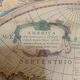 Carte du monde a double hemisphere