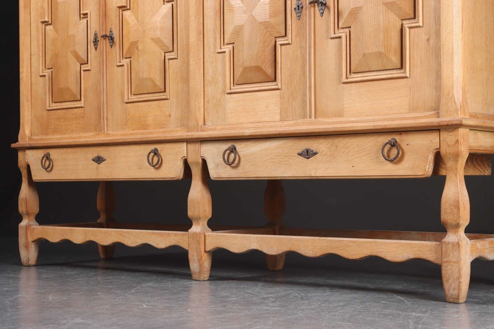Henry Kjærnulf for Møbelfabrik. Oak sideboard, model '54'