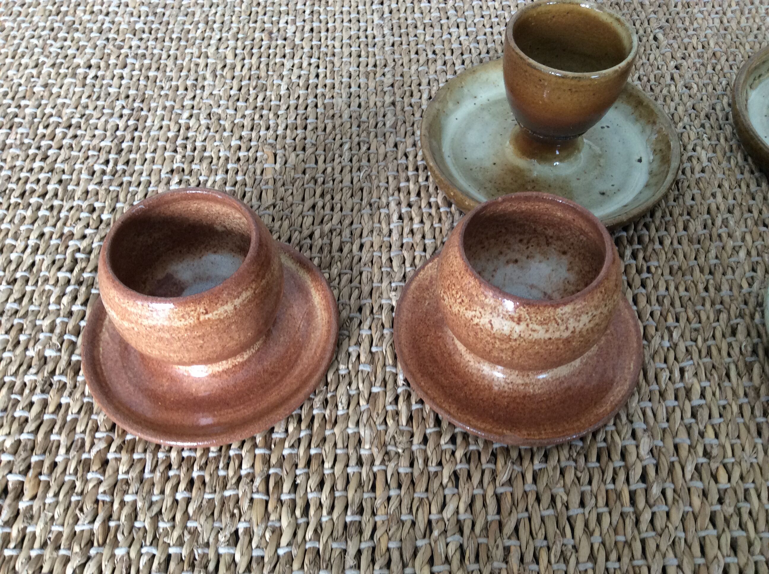 Sandstone coquetiers