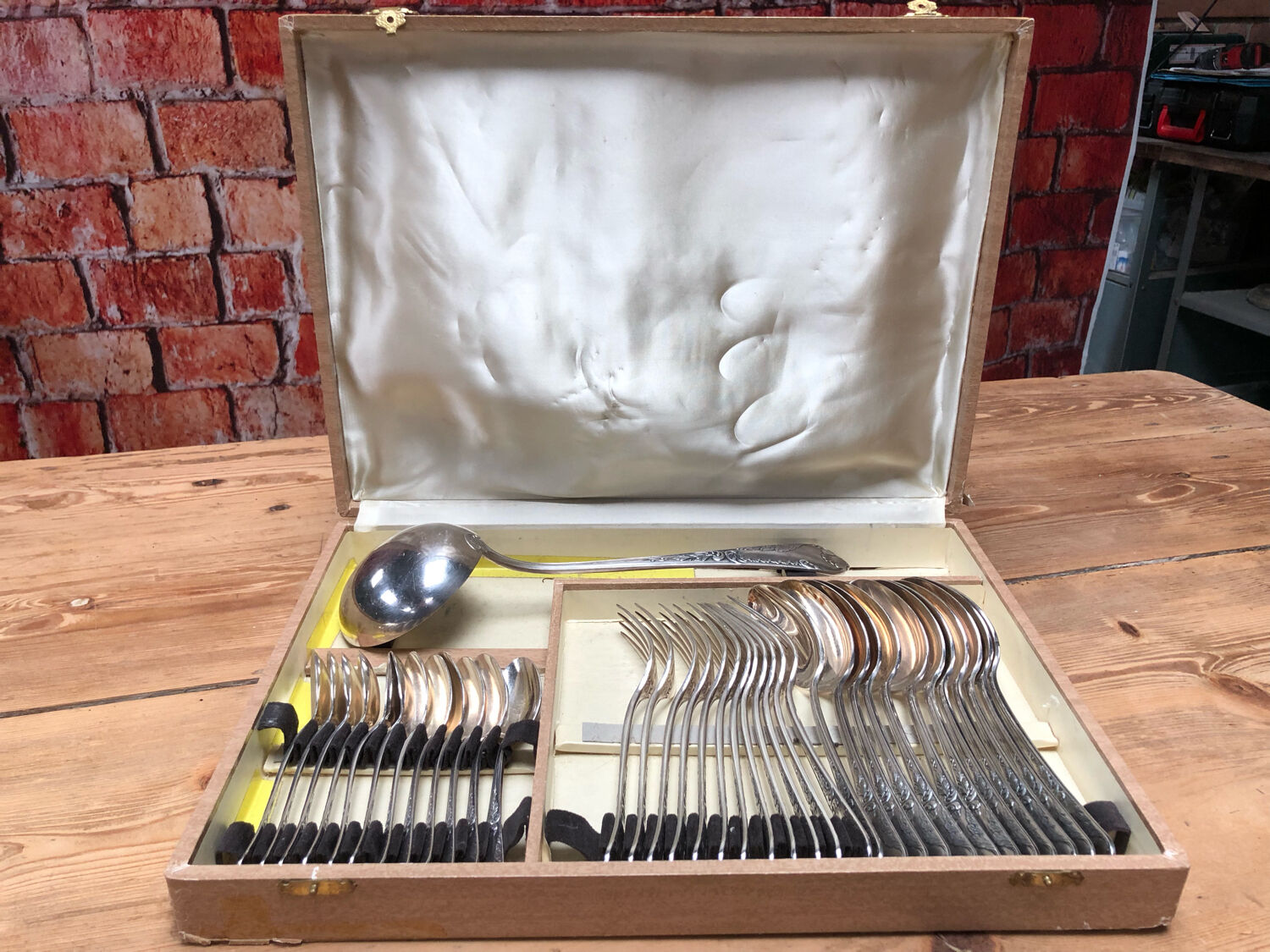 Silver cutlery Goldsmith Frionnet