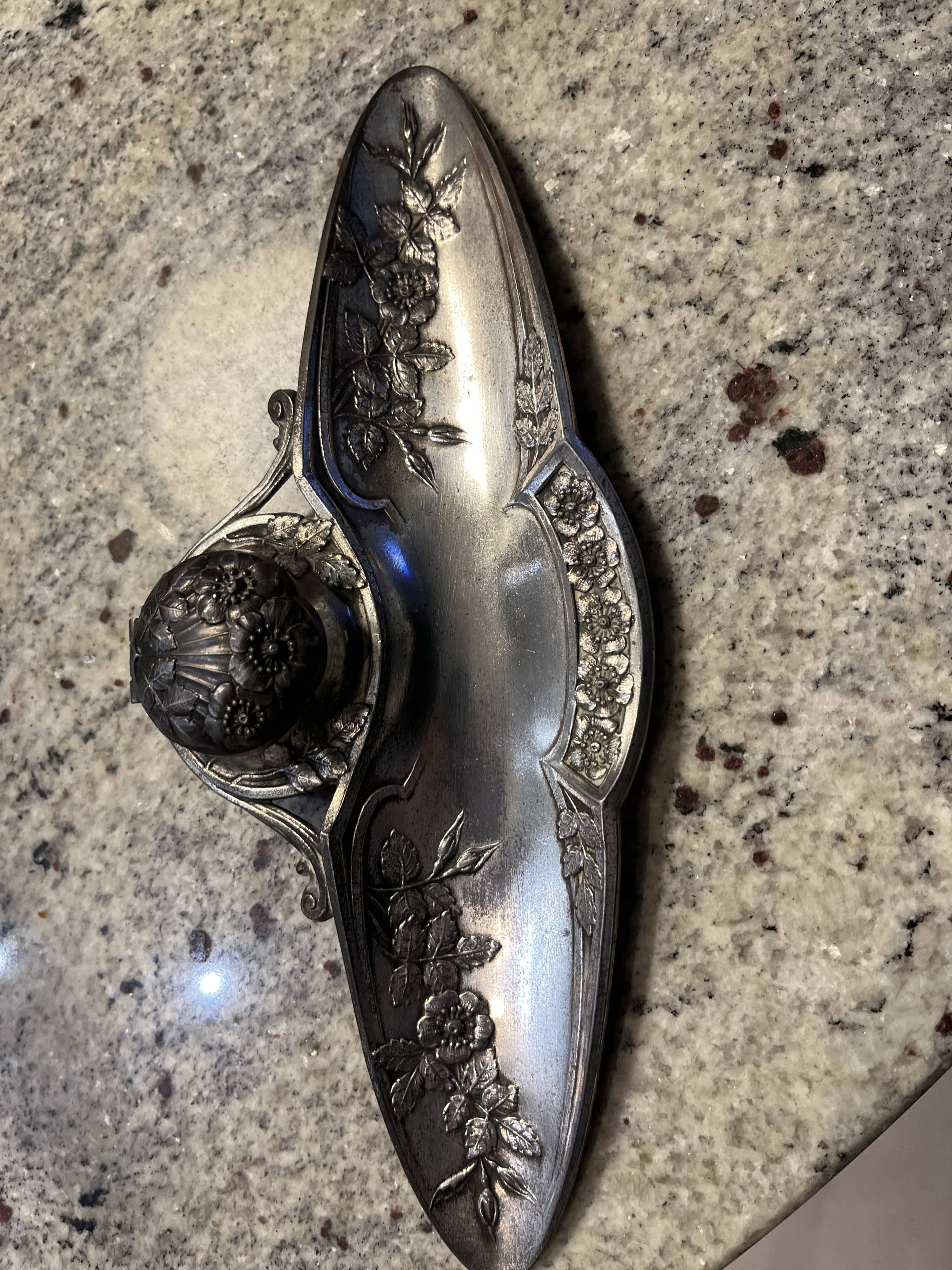 Inkwell / pen holder 1930
