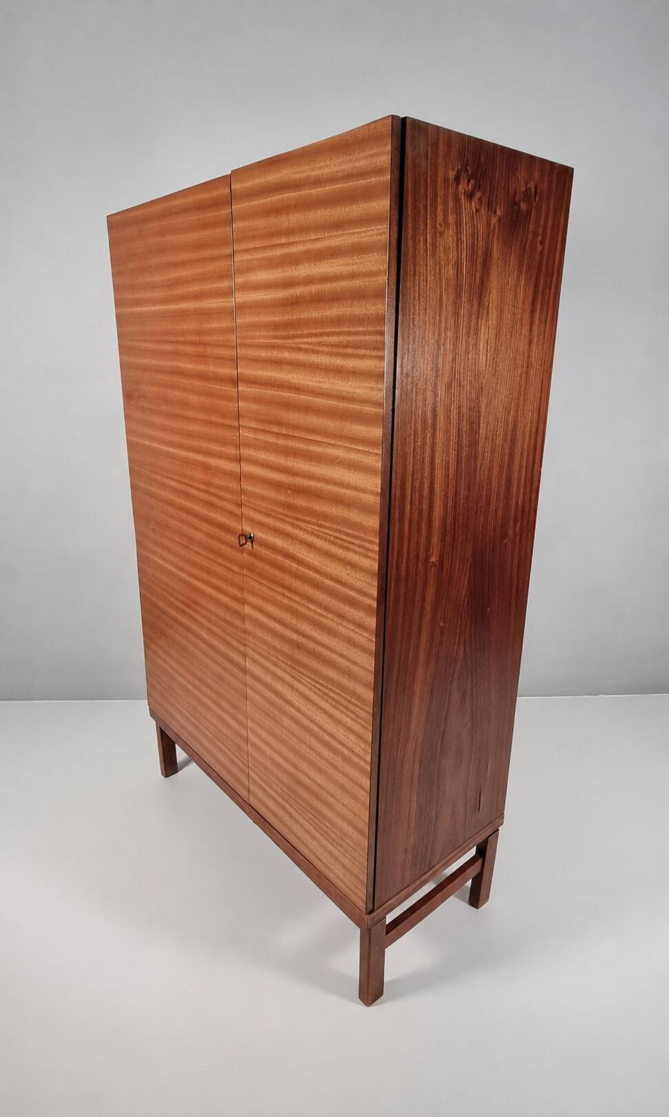 Vintage Wardrobe in Beech, 1970s