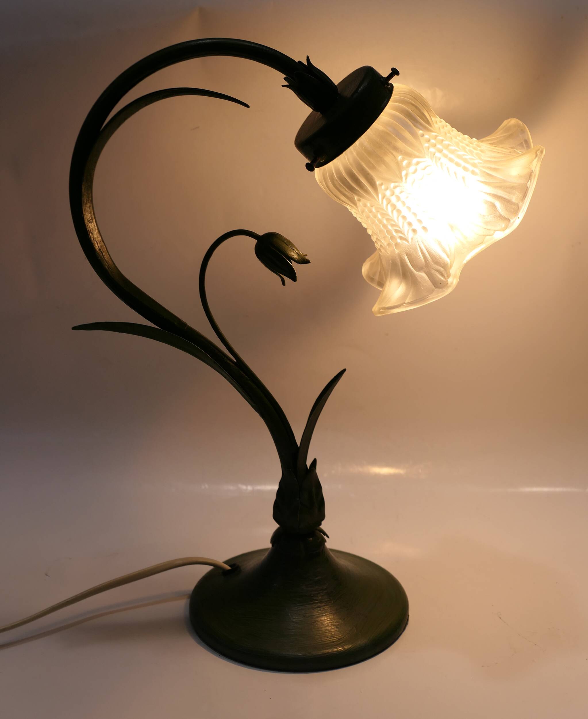 antique 1980s art nouveau retro table or desk lamp