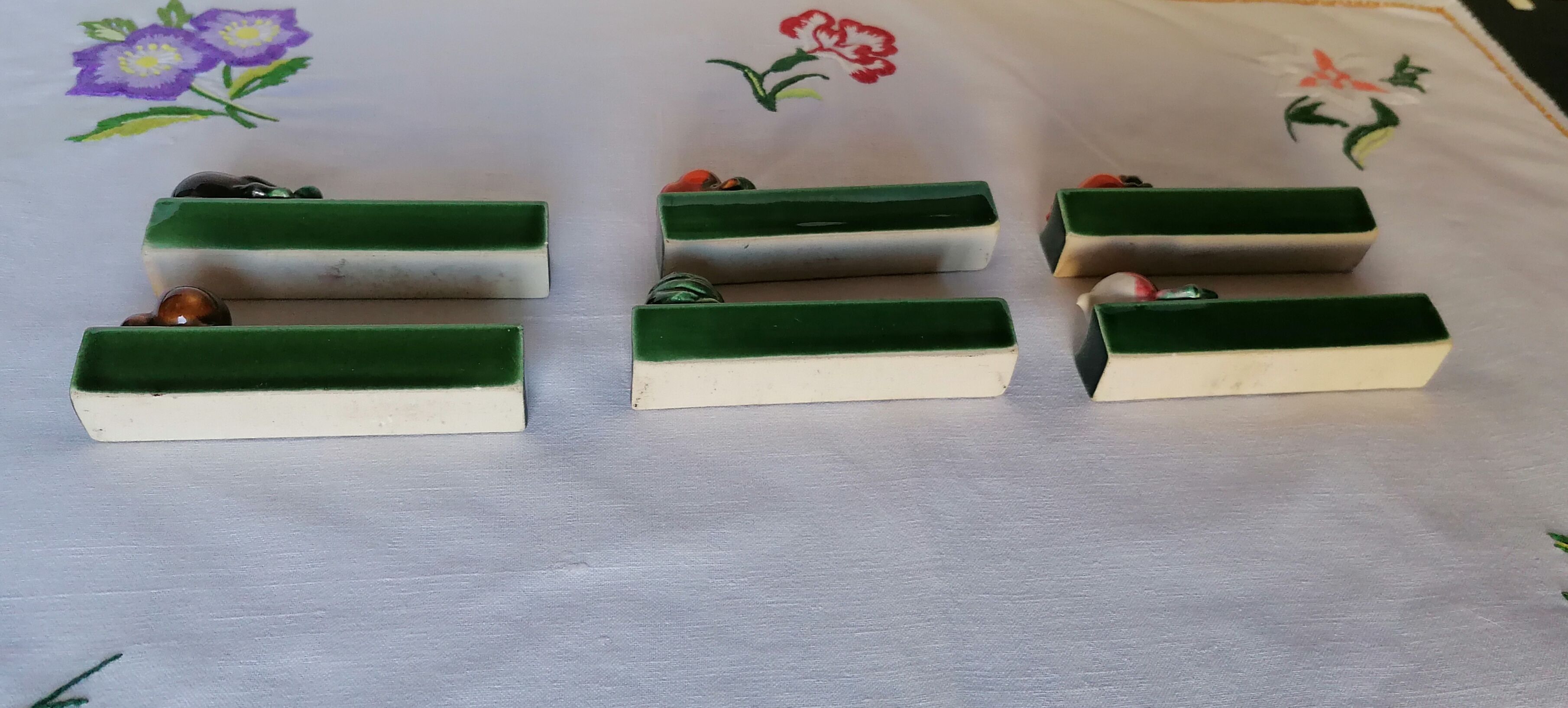 6 slurry vegetable knife holders