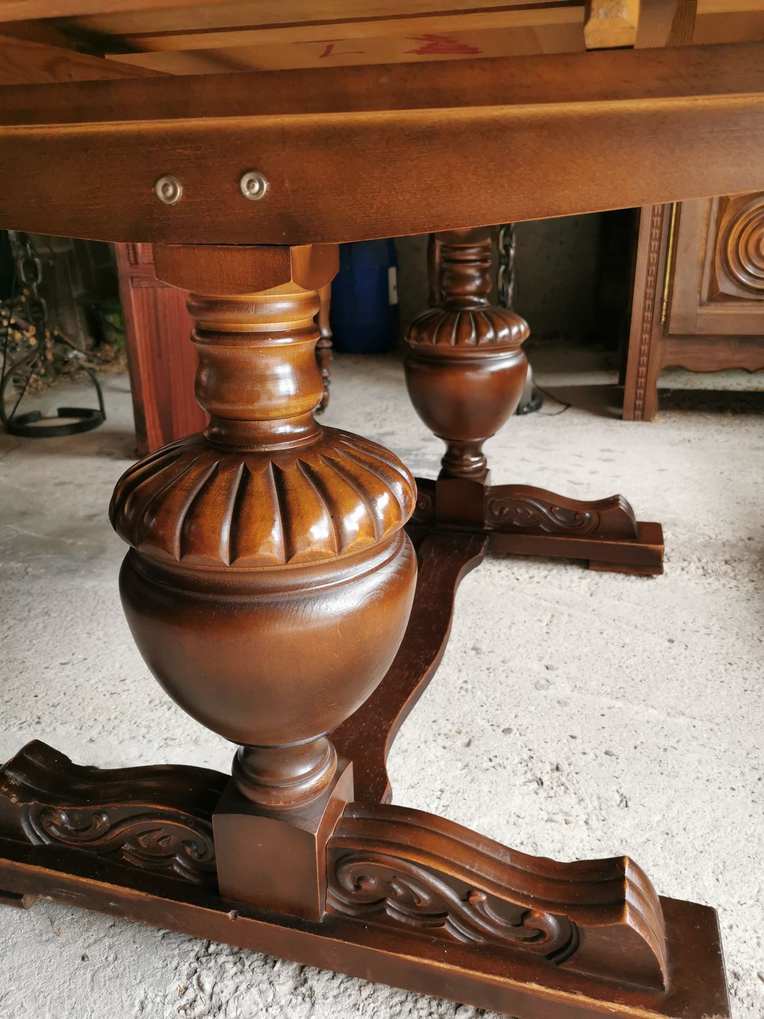Table de style renaissance