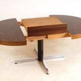 Extendable round table by D. Waeckerlin 1970