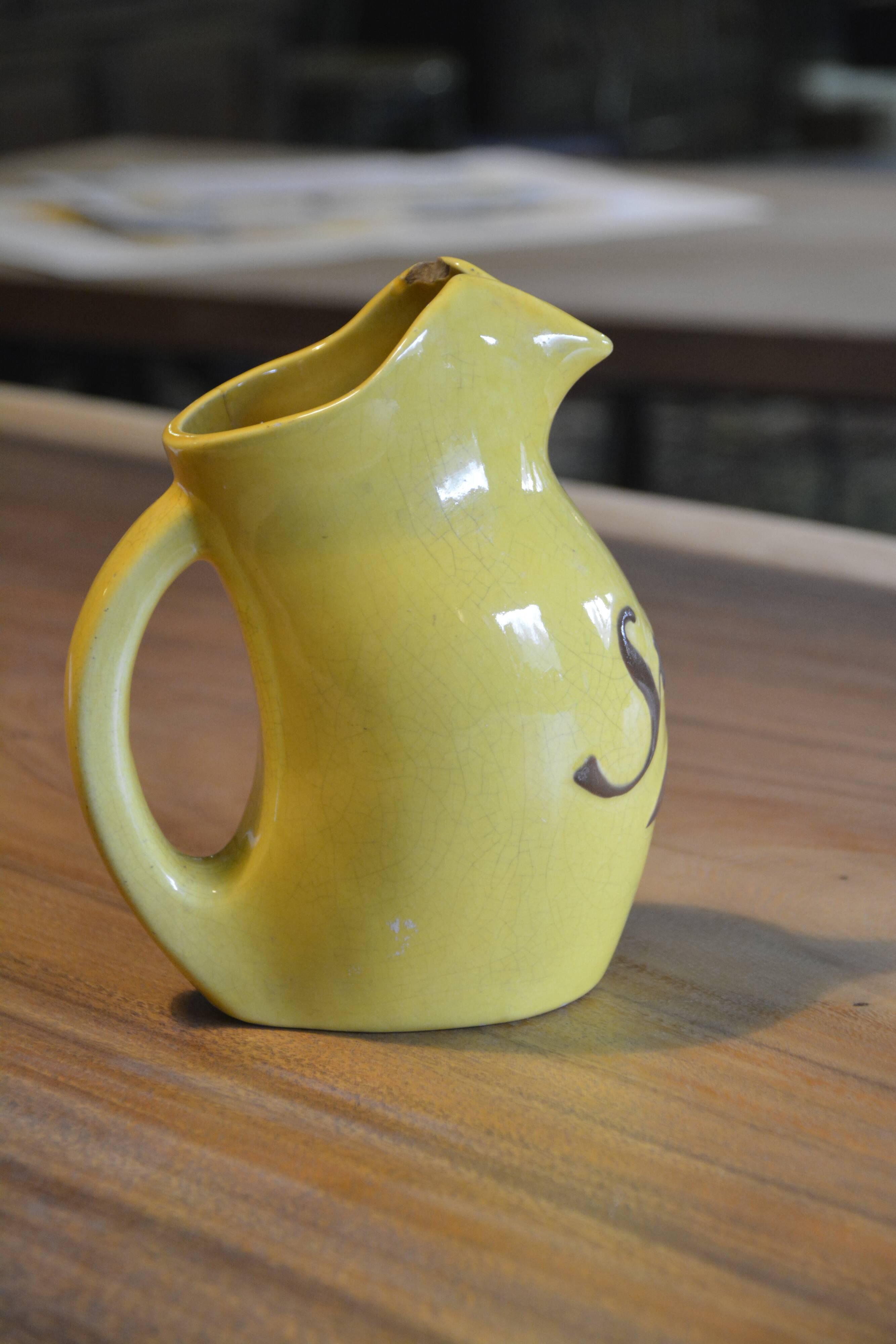 Pitcher Suze rare model