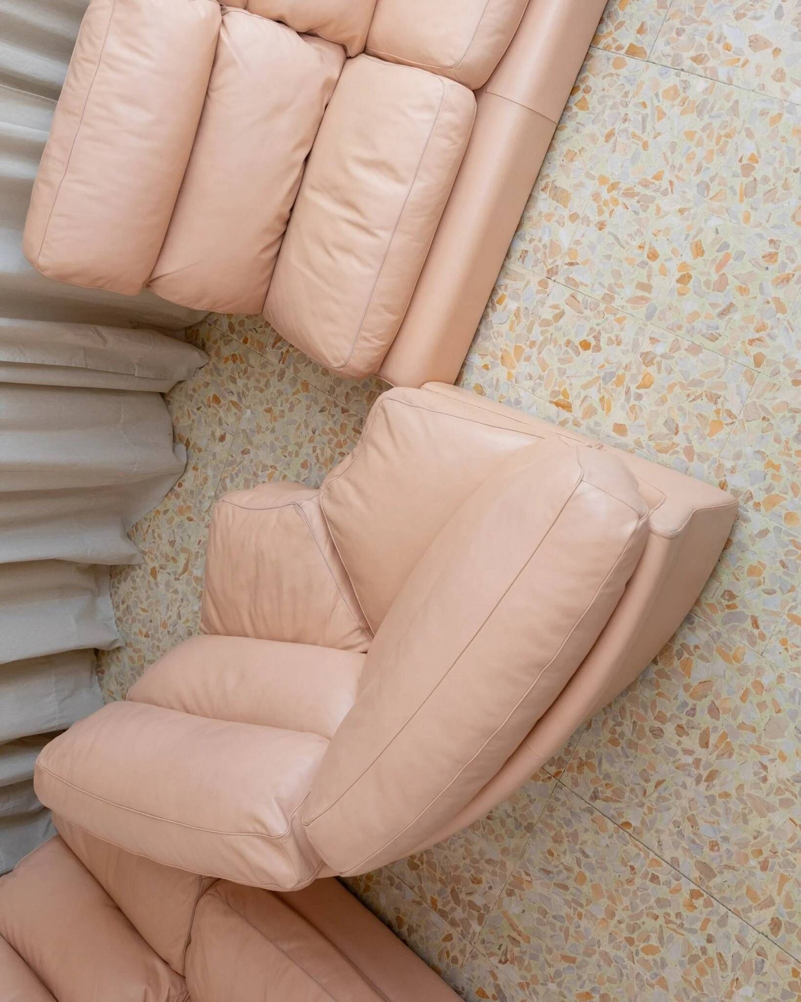 Vintage blush leather modular sofa Petronio by Tito Agnoli for Poltrona Frau, 1970s mid-century design
