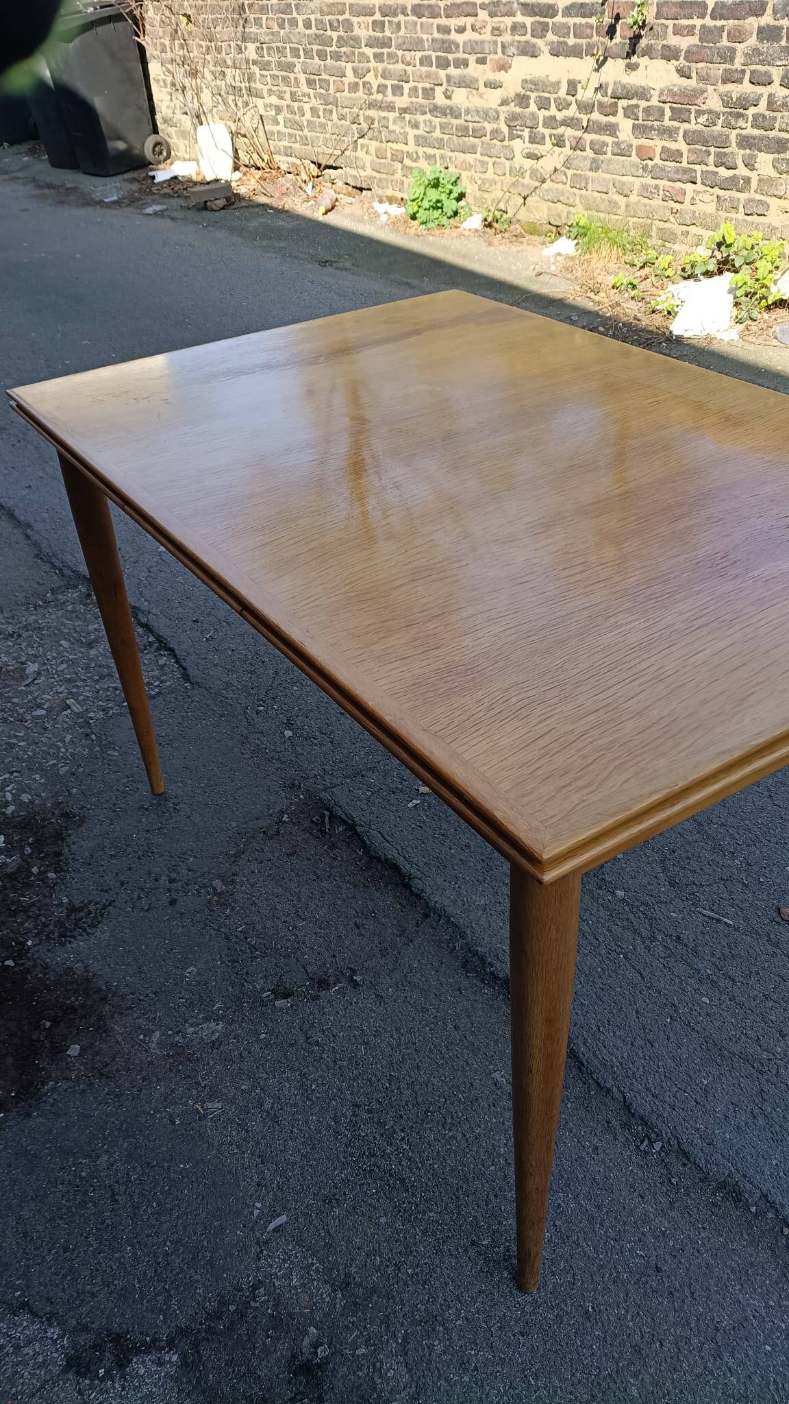 Vintage Scandinavian dining table in oak – 1960s design