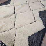 Traditional handmade wool rug, size 1.4/2.6 m.