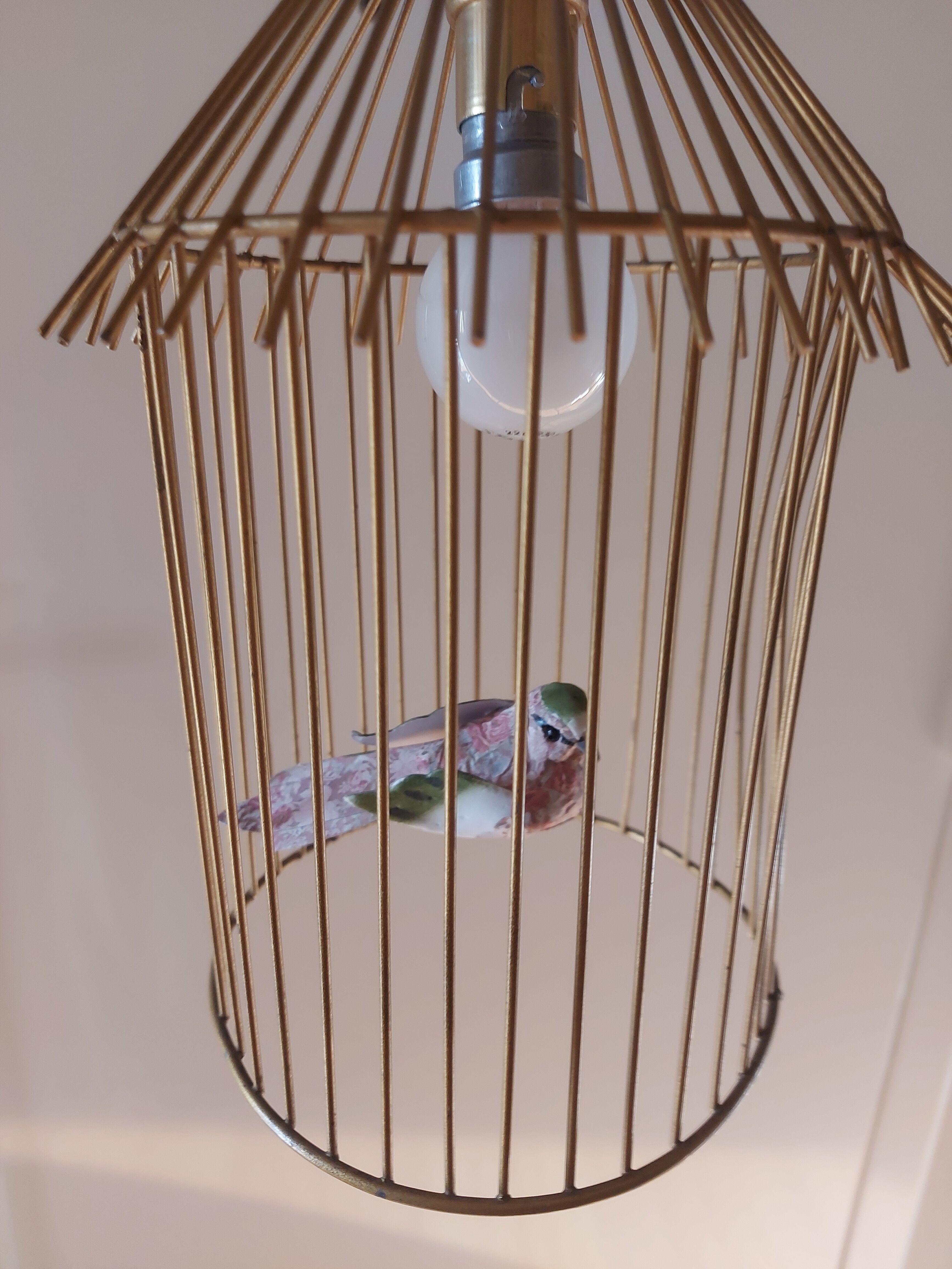 Vintage suspension in the shape of a bird cage