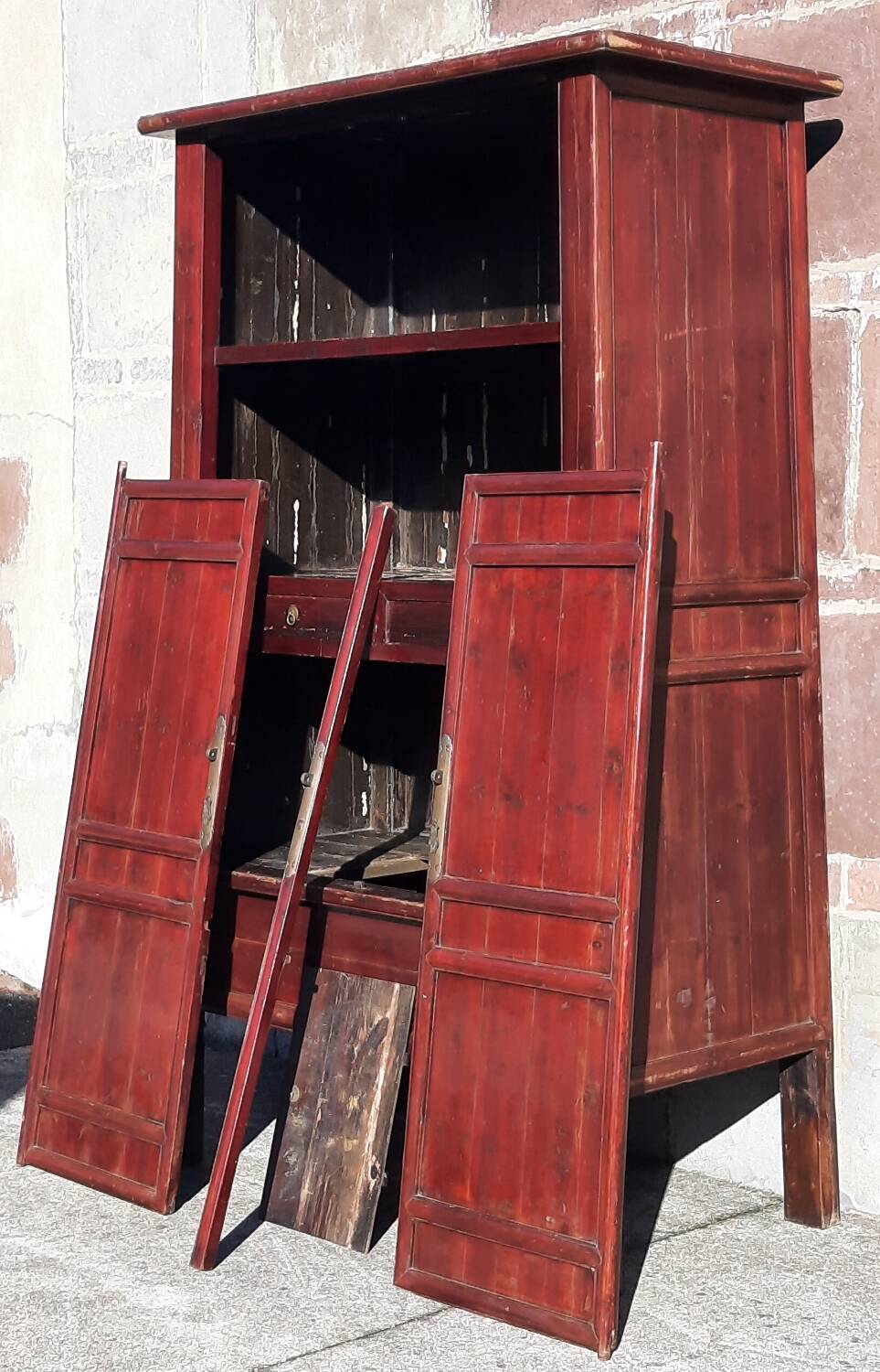 19th-century Chinese wardrobe (Height 2.6m)