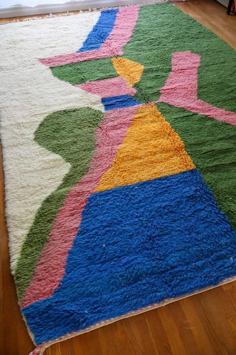 Handmade natural wool Berber rug with colourful patterns, size 1.5/2.5m.