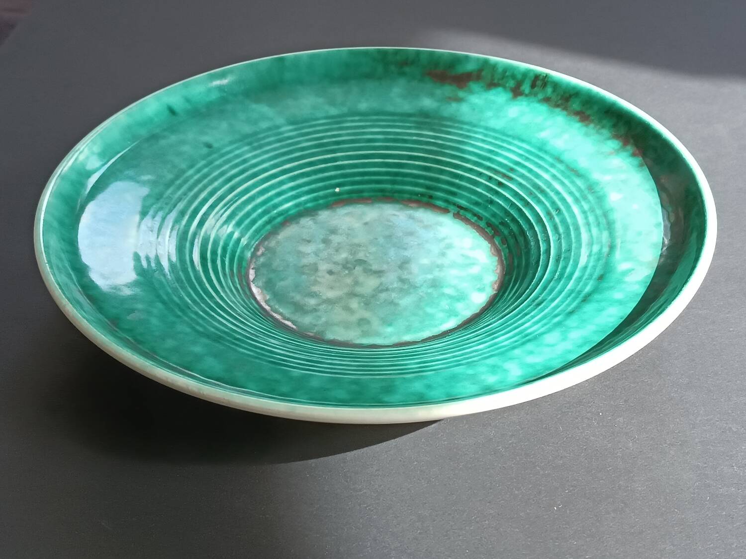Villeroy and Boch Art Deco green ceramic bowl