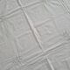 Nappe blanche brodée et 6 serviettes assorties