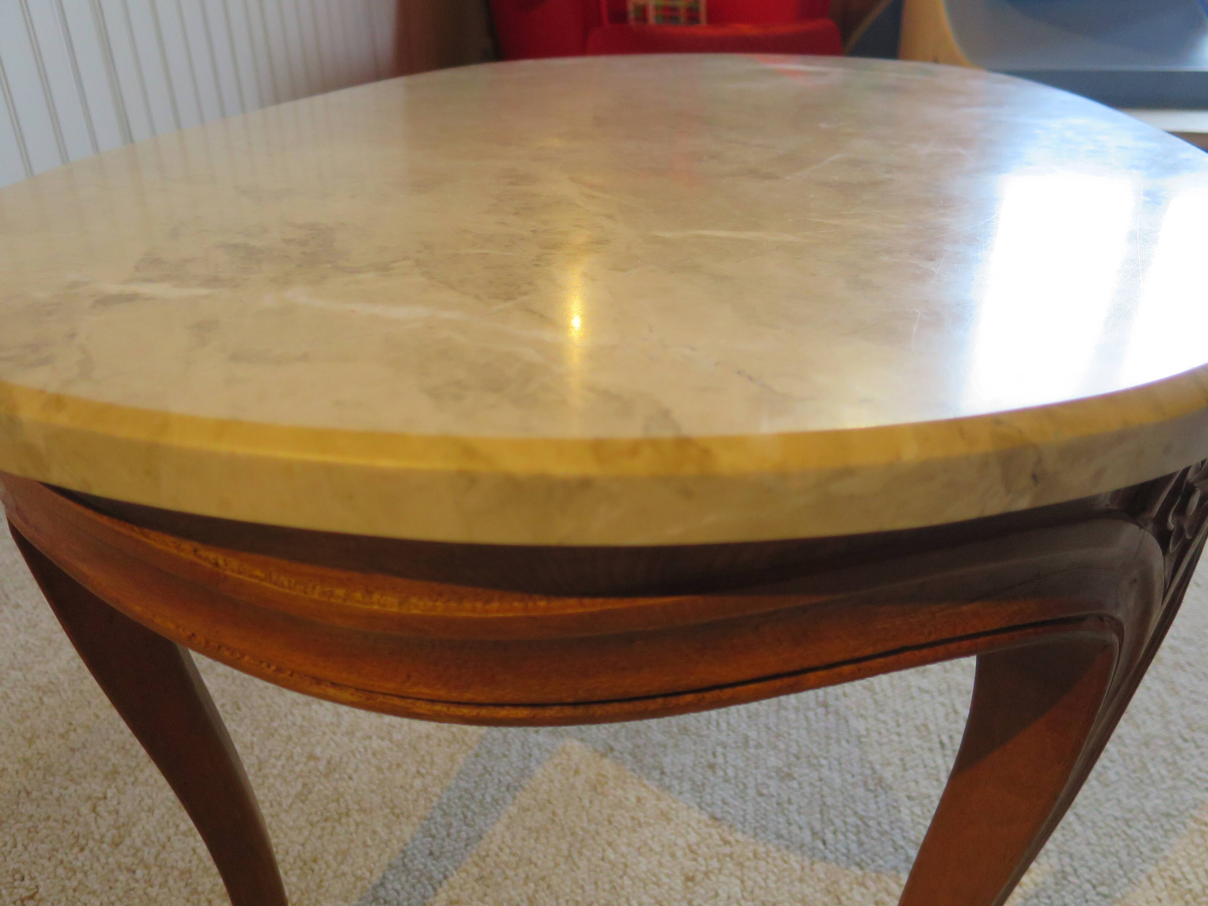 Oval coffee table - carved wood - white veined marble - Regency / Louis XV style