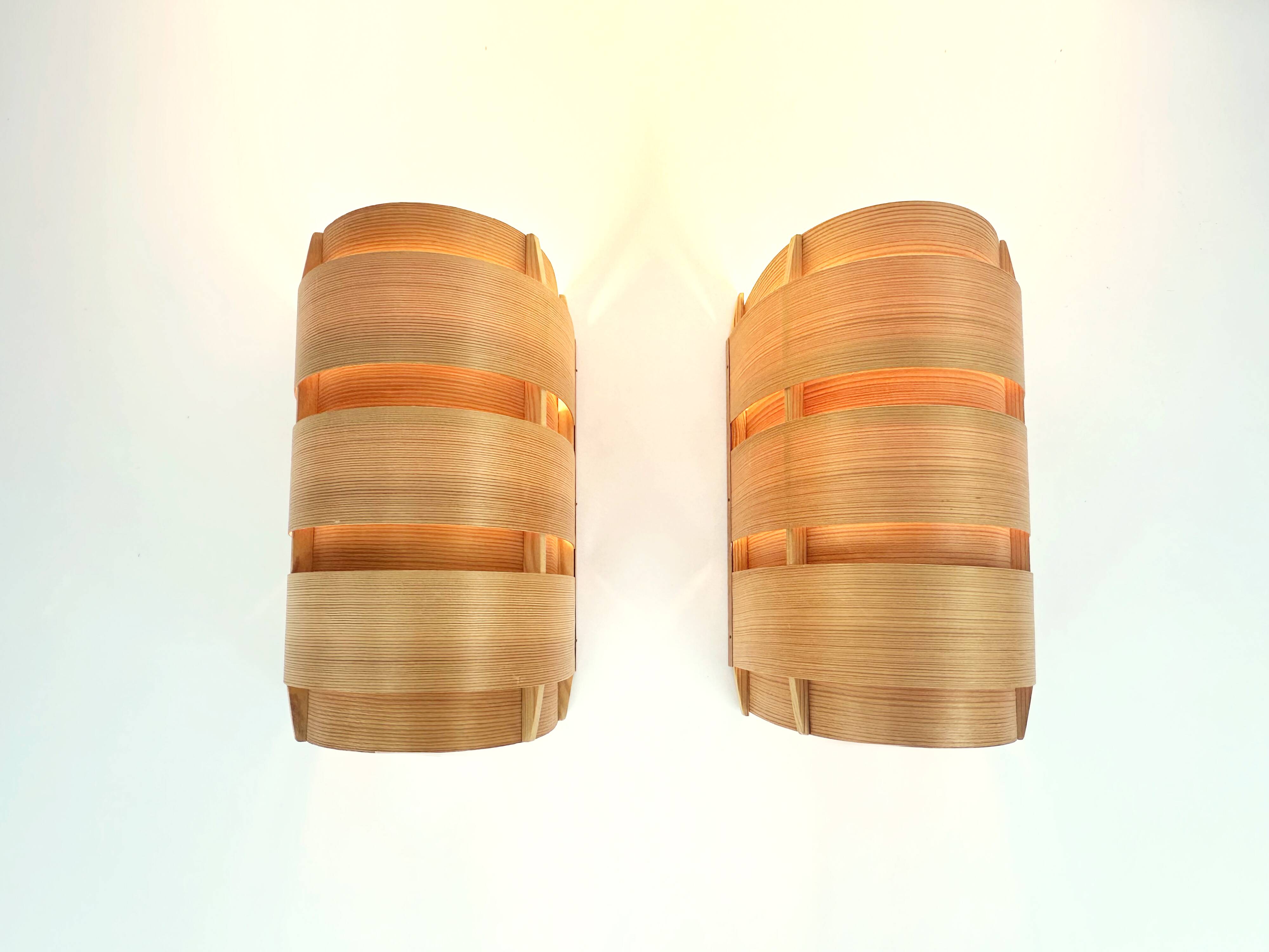Pair of V155 wall lights in pine by Hans-Agne Jakobsson, Sweden, 1960.