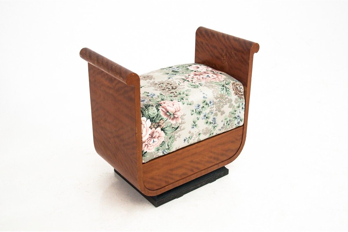 Art deco dressing table with mirror