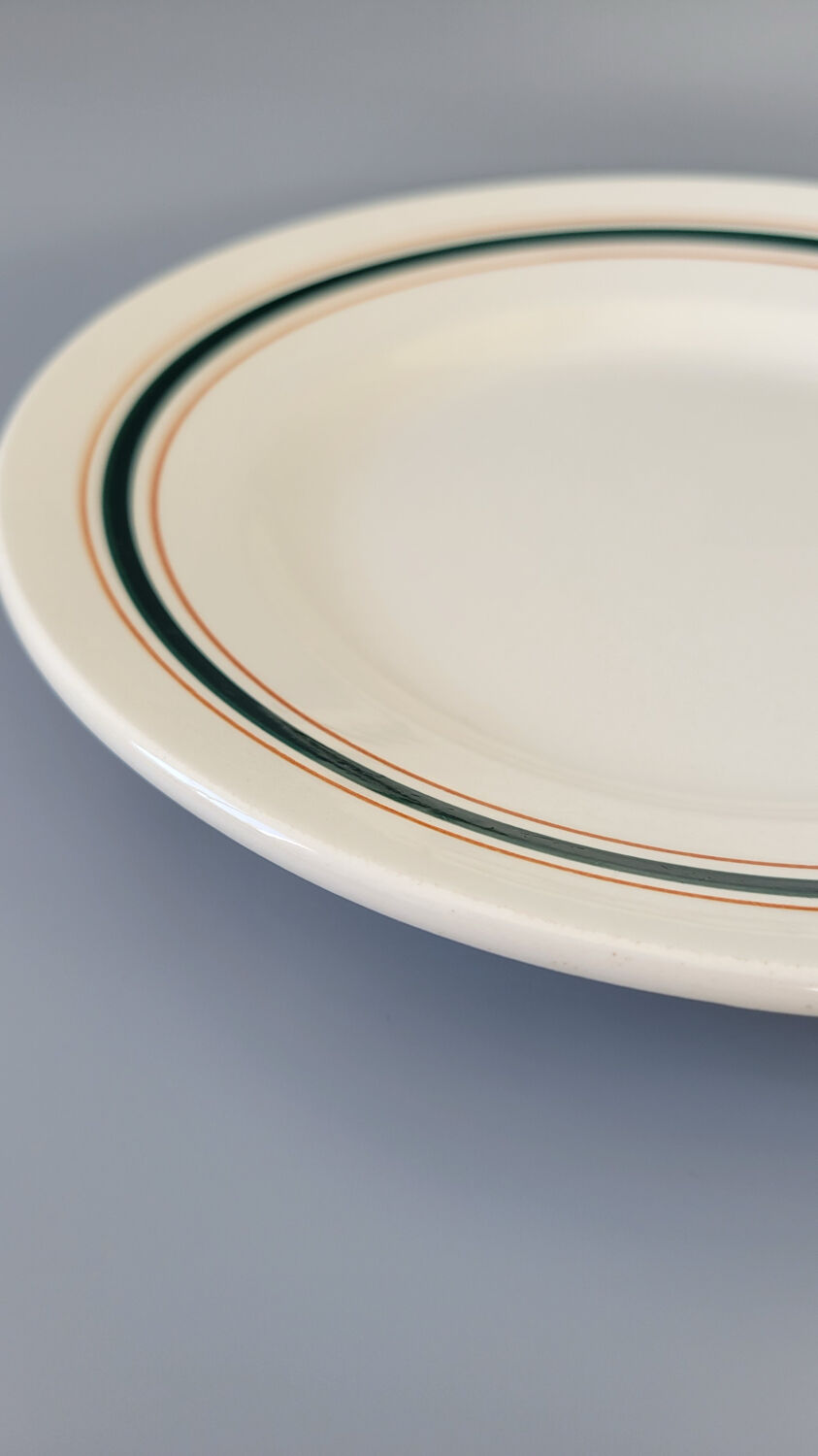 6 striped plates