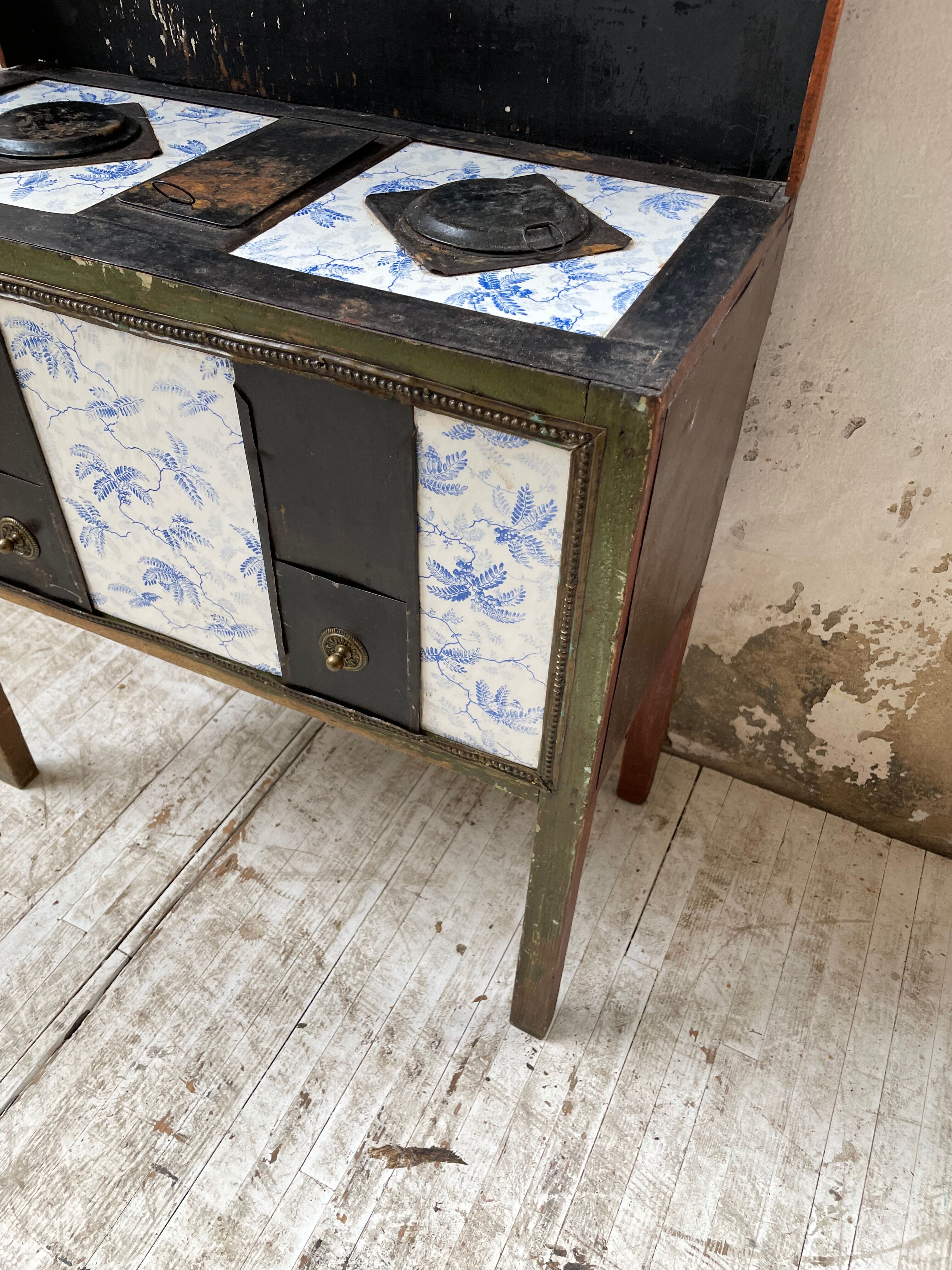 Children's toy stove antique