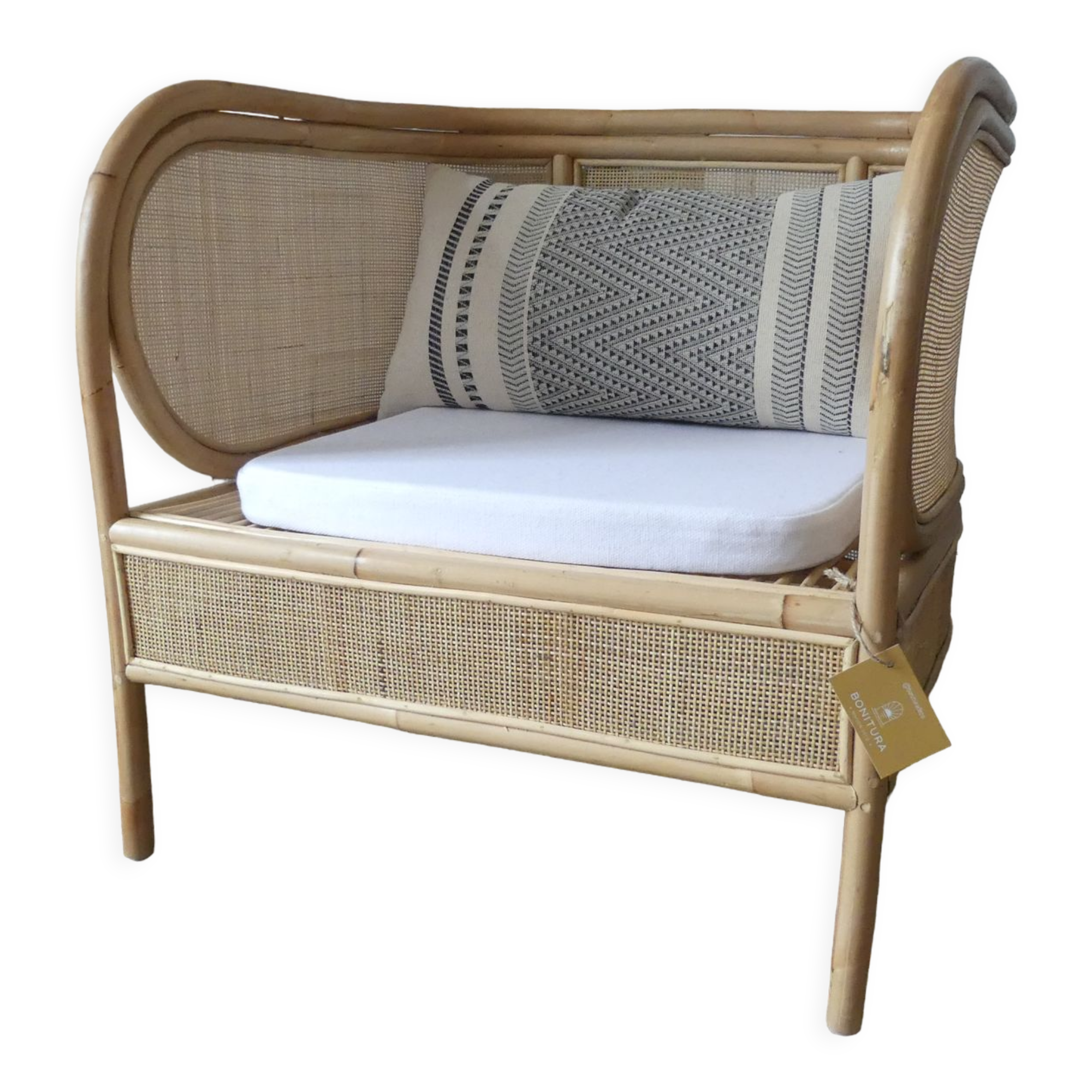 Rattan armchair and natural canning from balî