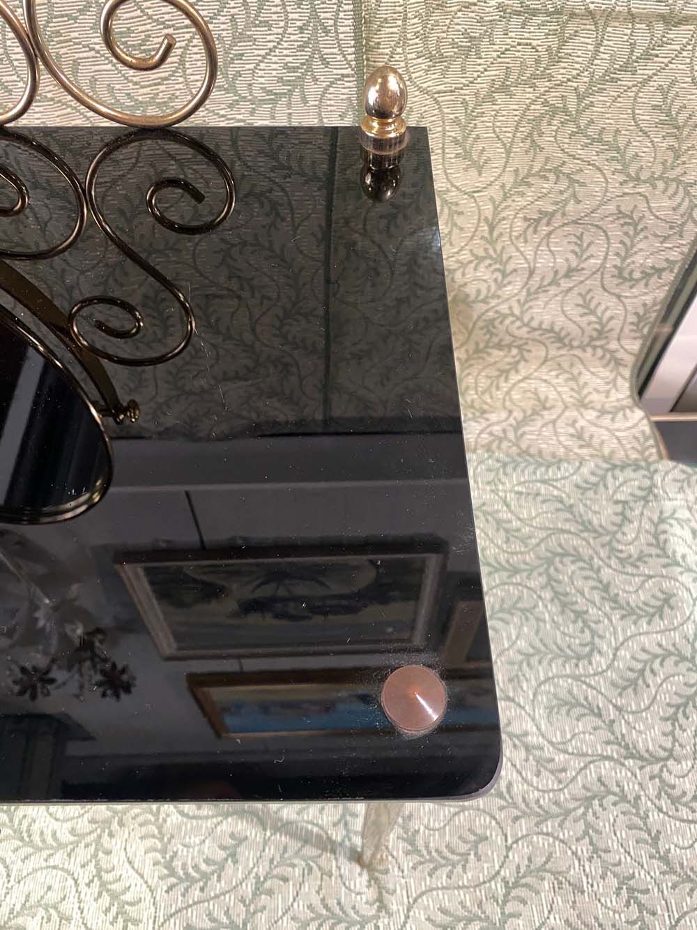 Golden metal and plexiglass dressing table