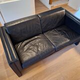 leather sofa brand Mobilier International