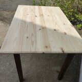 Farm table