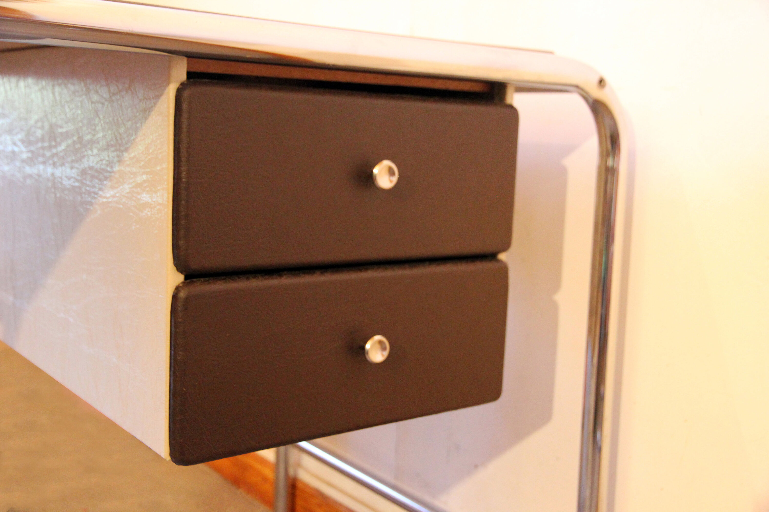 Ensemble Bureau et Chaise Inox Années 70