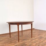 Table à manger extensible en teck danois du milieu du siècle, années 1960.