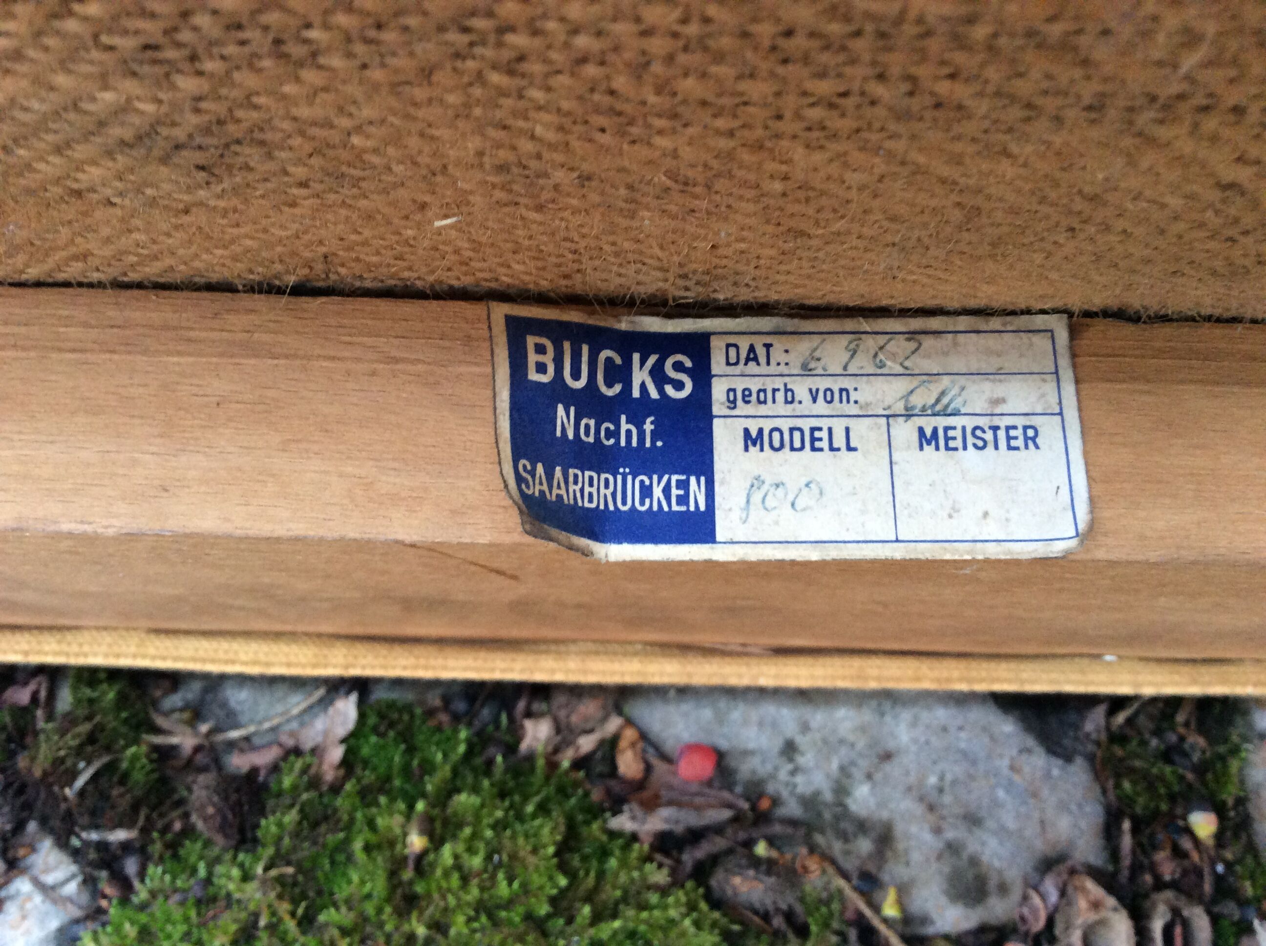 Vintage cocktail sofa