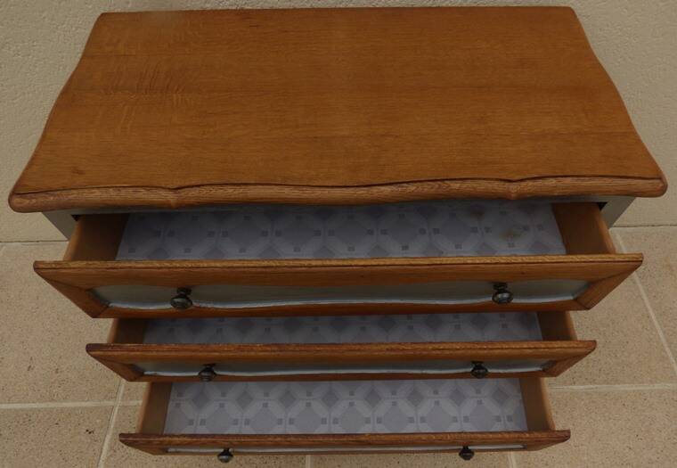 Stylish 3-drawer solid wood chest of drawers, completely revamped