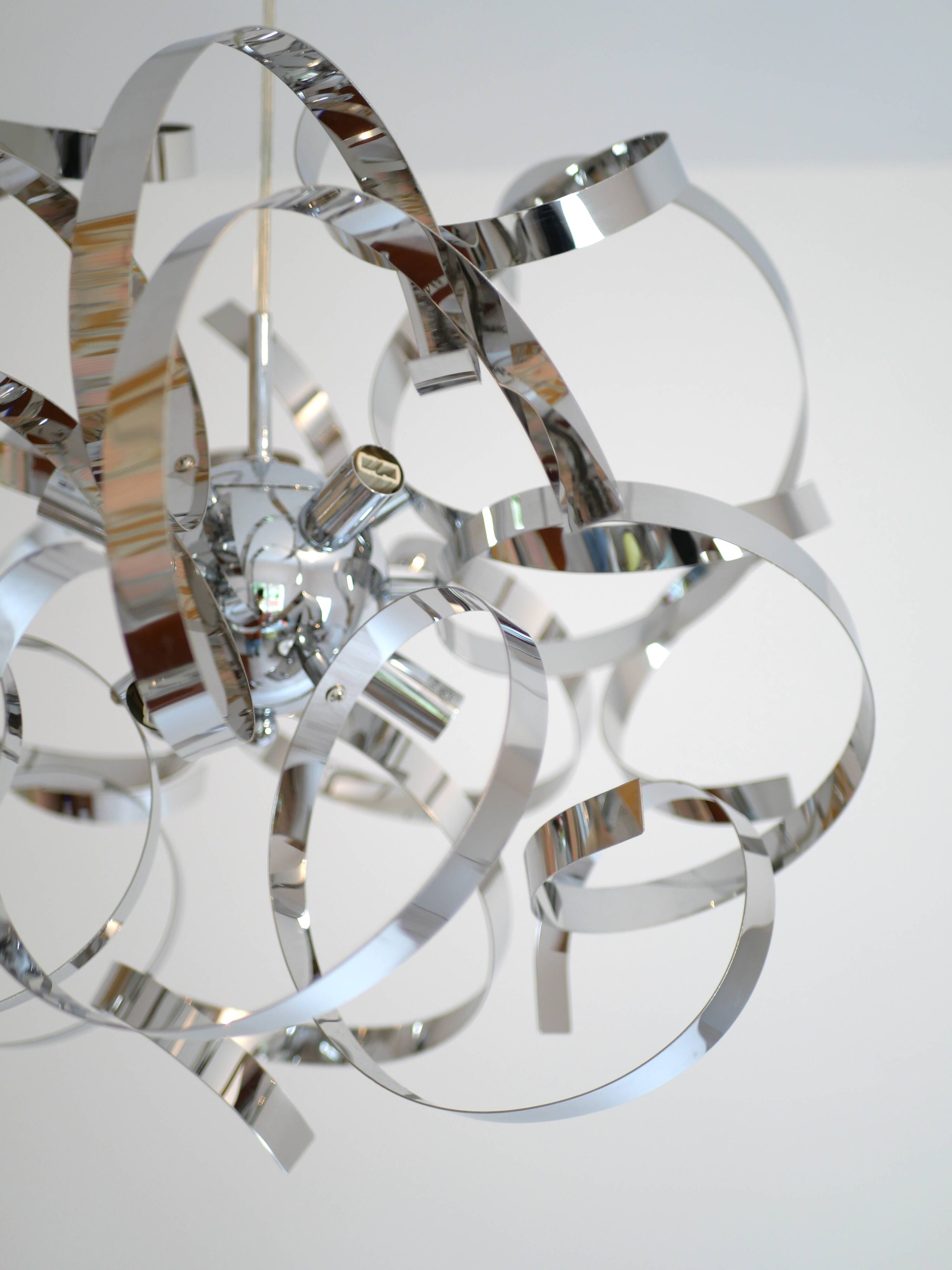 Suspension, chrome finish