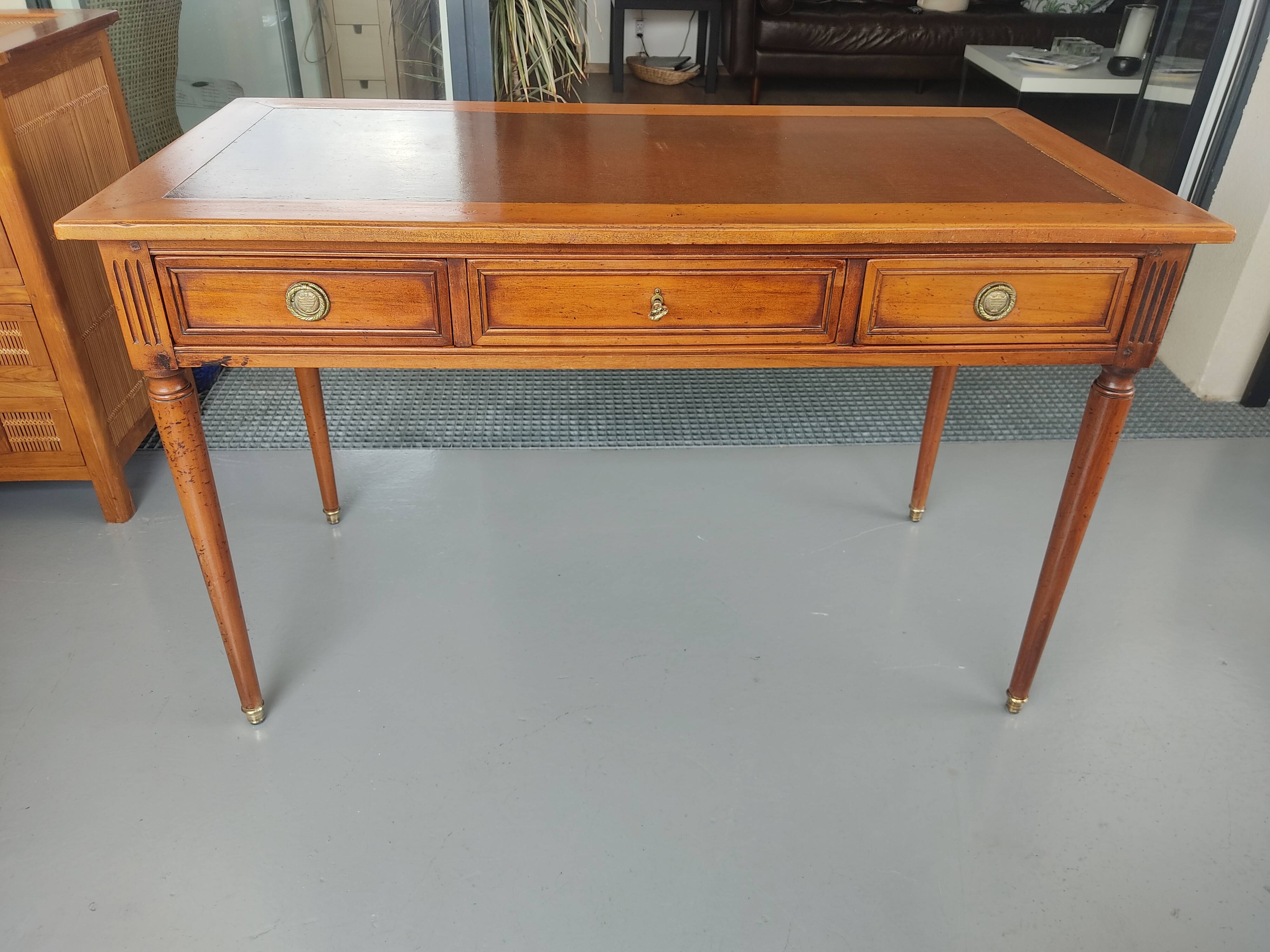 Double-sided wooden desk empire style