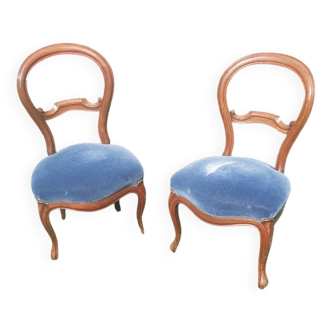 Paire de chaises style Louis Philippe en velours bleu