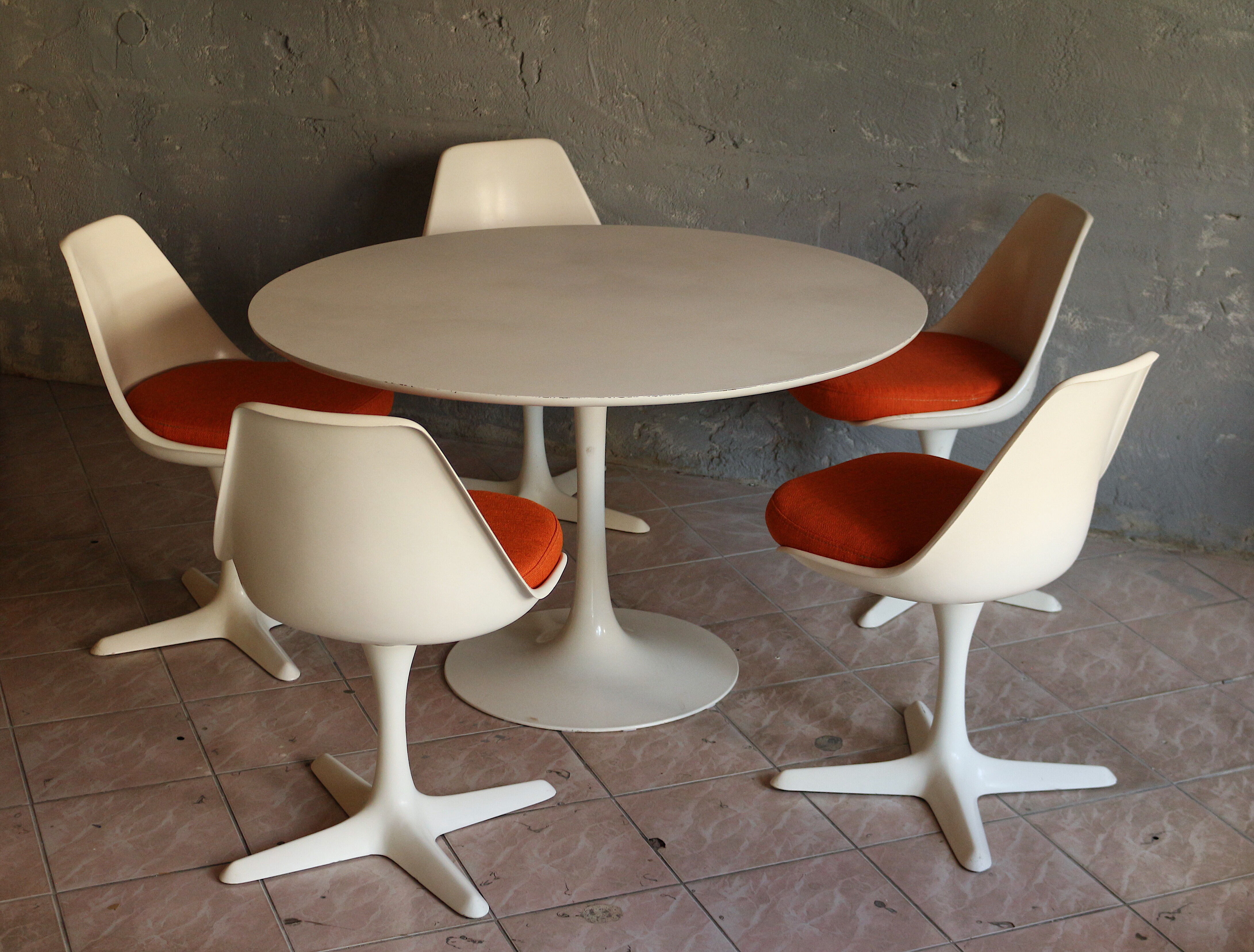 Space Age dinnig set by Maurice Burke, Arkana 1960