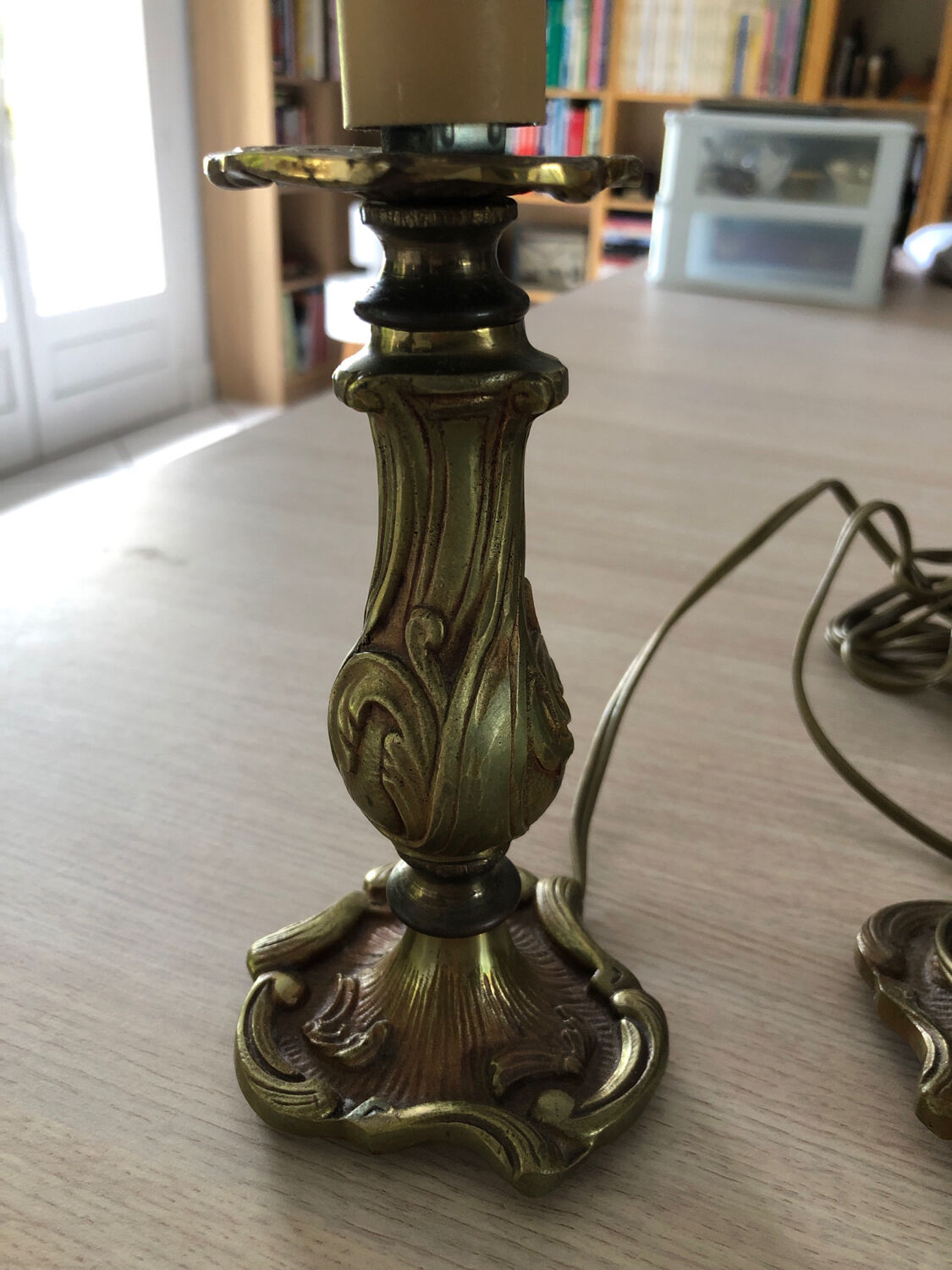 Set of 2 foot bedside lamp