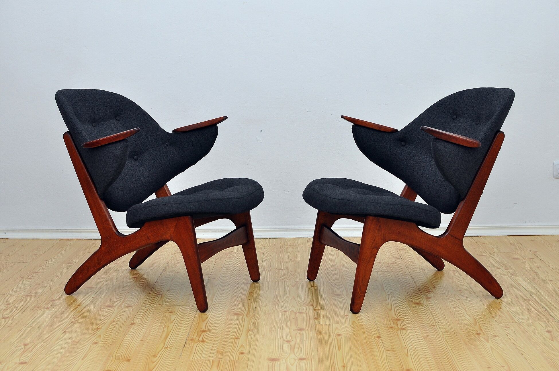 Model 33 armchairs by Carl Edward Matthes, 1950